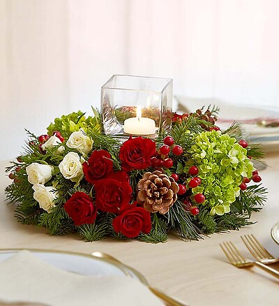 Modern christmas shop flower table arrangements