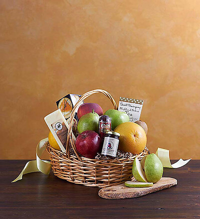 Deluxe Fruit &amp;amp; Gourmet Basket